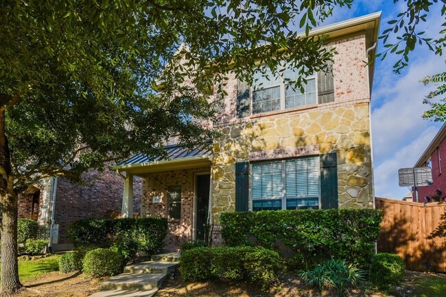 Building Photo - NICE 3 BEDROOM PATIO HOME LOCATED IN COTTONWOOD CREEK!