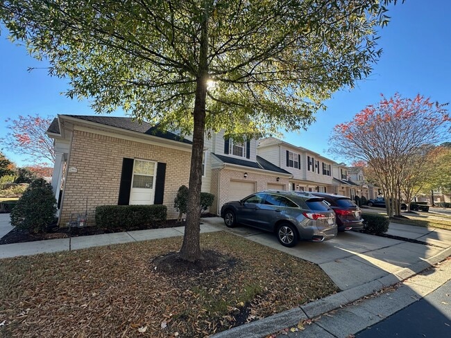 Building Photo - 1463 Otterbourne Cir