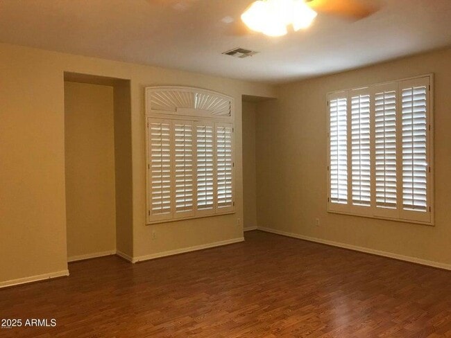 Building Photo - 16804 W Northampton Rd