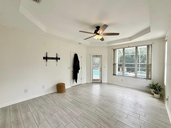Building Photo - 4301 River Close Blvd