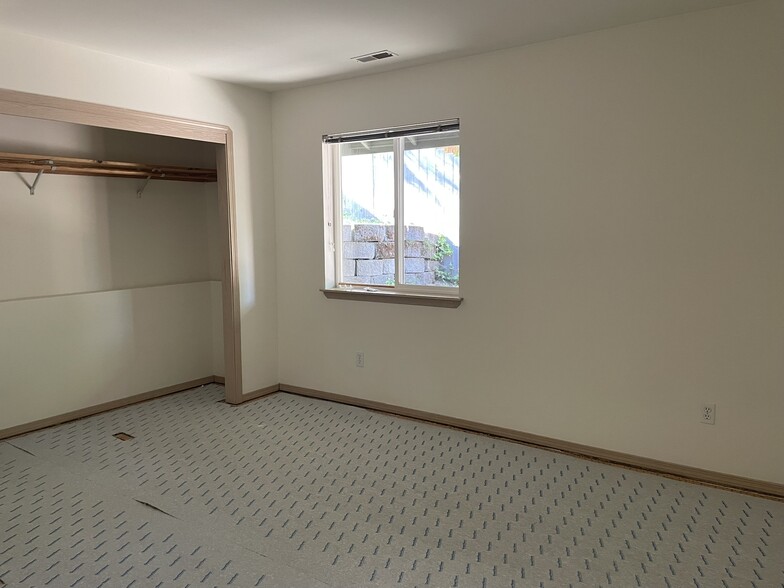 Building Photo - 1482 Estate Pl