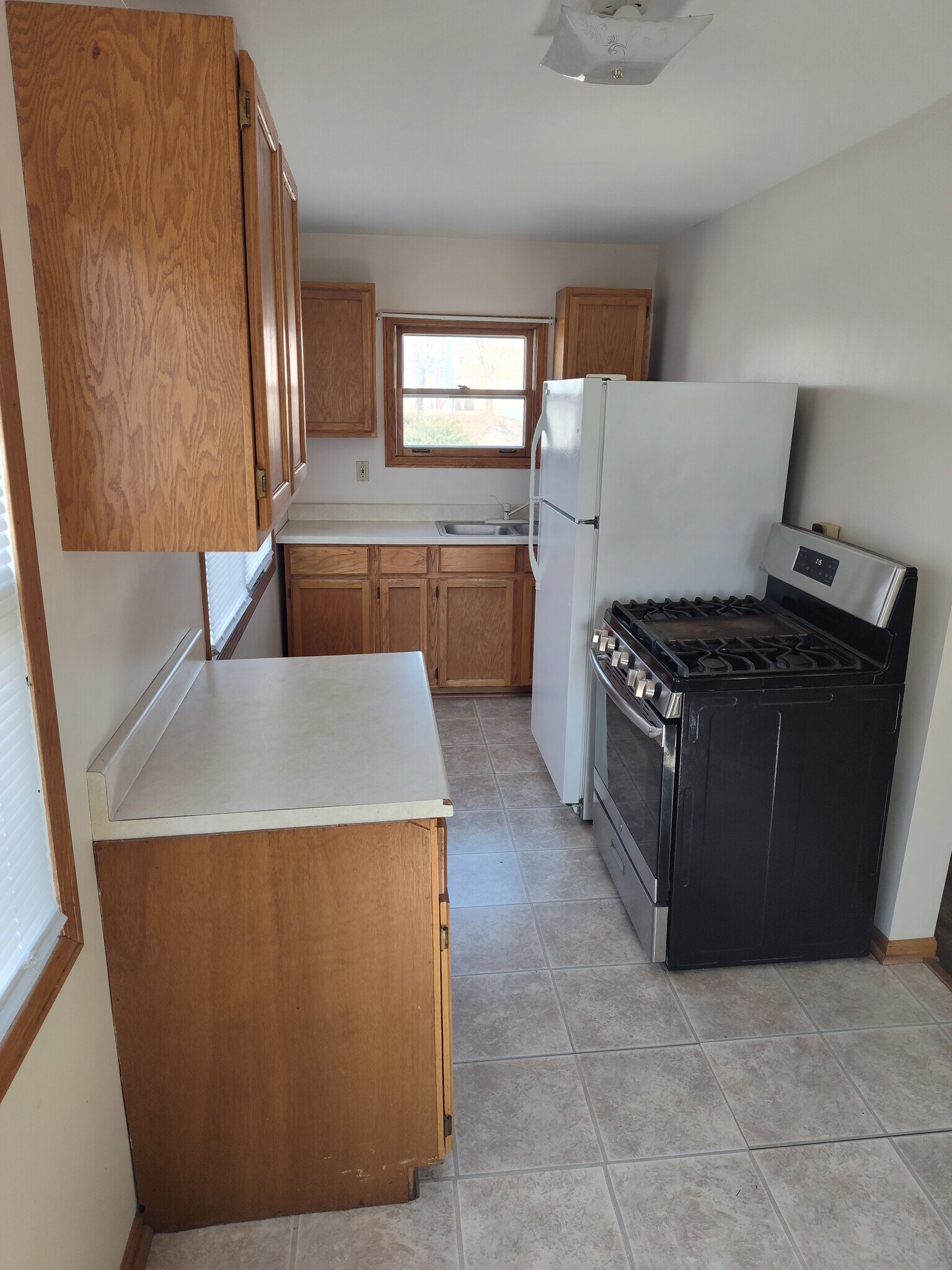 Kitchen - 26 N Center St