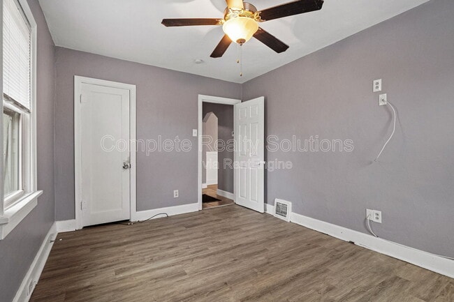Building Photo - 5225 Fletcher St