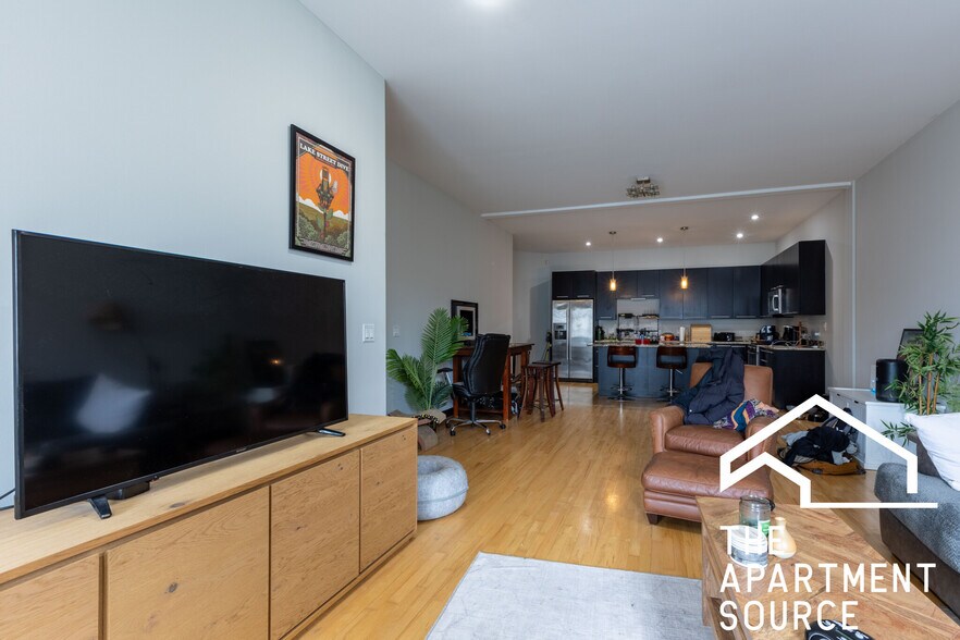 Building Photo - 2349 N Lister Ave