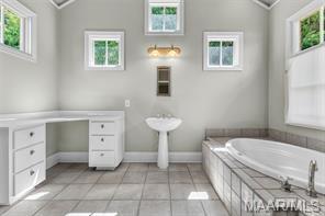 Building Photo - 9855 Bent Brook Dr