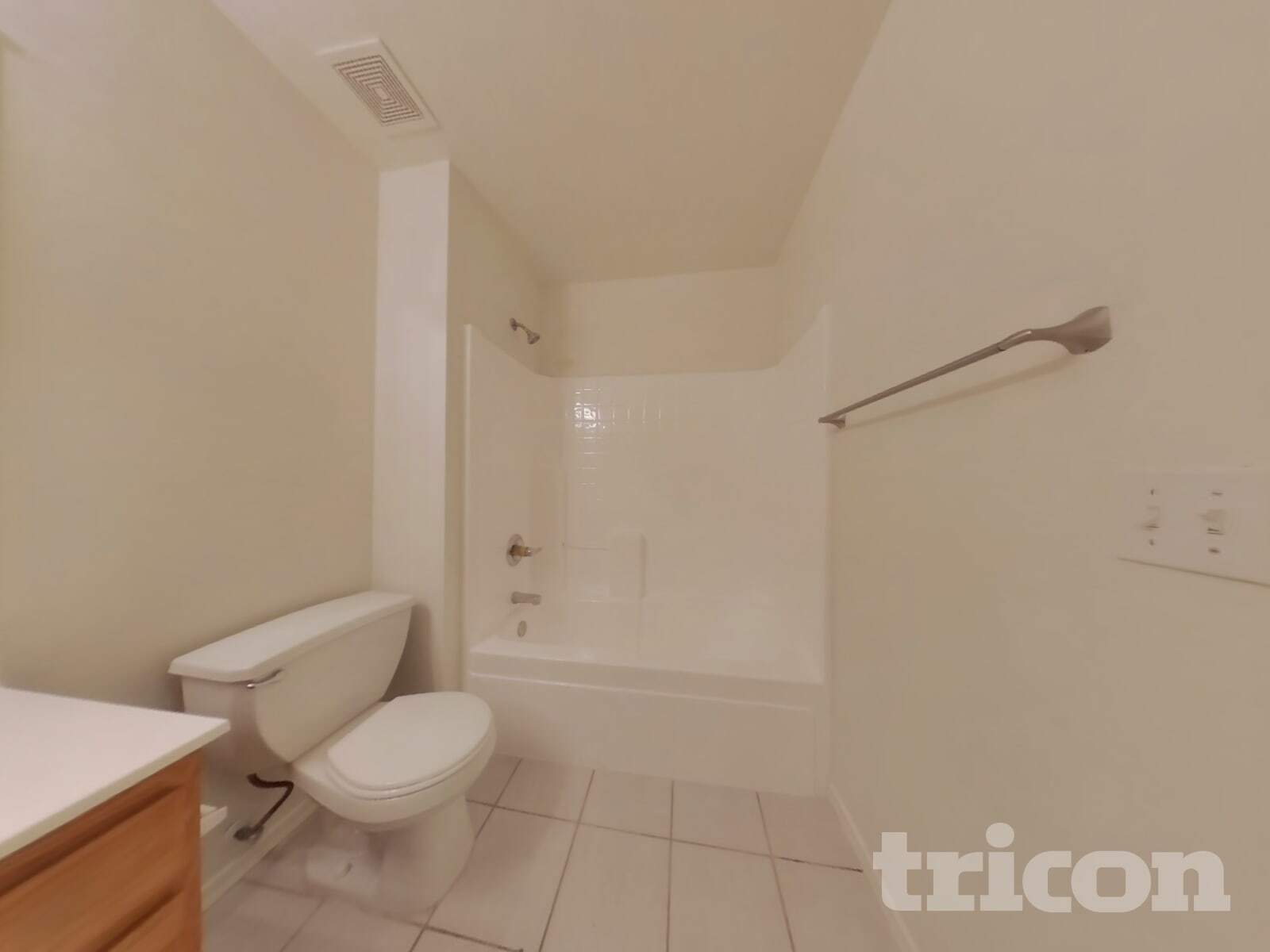 Building Photo - 11522 W Charter Oak Rd