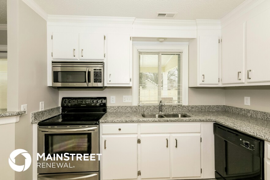 Building Photo - 13716 Tynecastle Ln