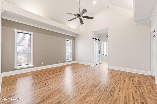 Building Photo - 408 Gordon Crockett Dr