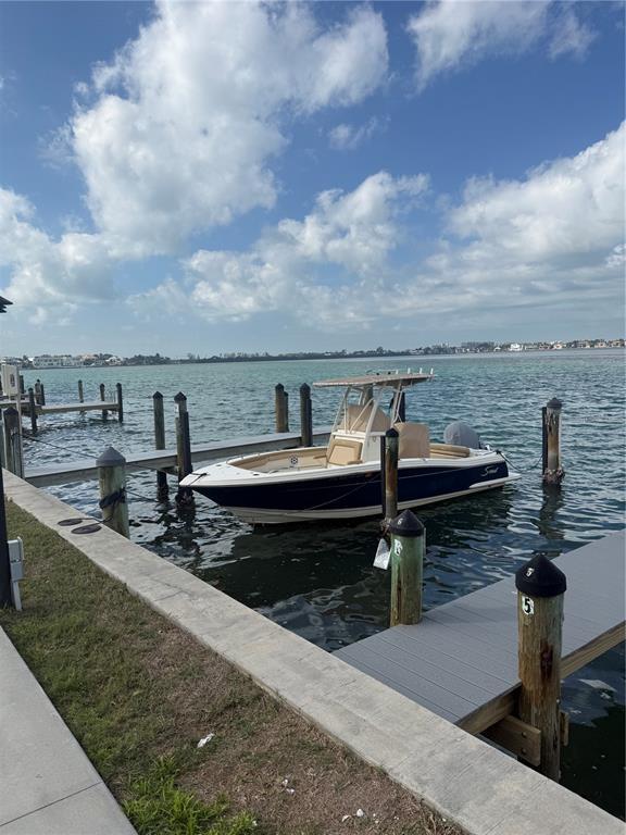 Building Photo - 775 John Ringling Blvd