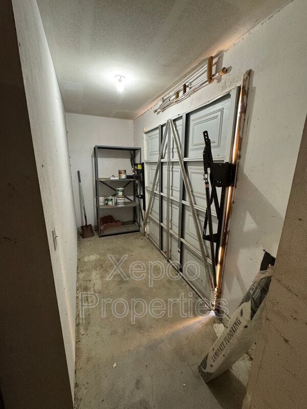 Building Photo - 82143 Pinyon Ave