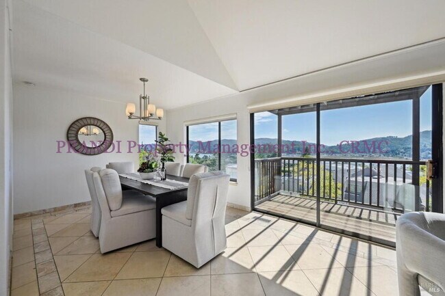 Building Photo - 4 Milland Ct