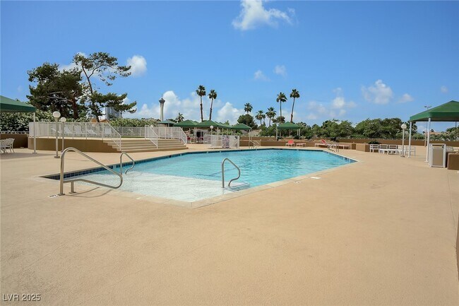 Building Photo - 3111 Bel Air Dr