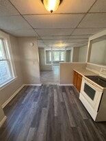 Building Photo - 200 Benton St
