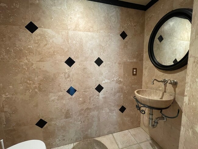 Building Photo - 8255 Point Arena Ct