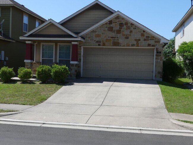 Building Photo - PRICE DROP !!