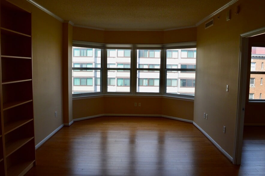 Building Photo - 1111 11th St NW