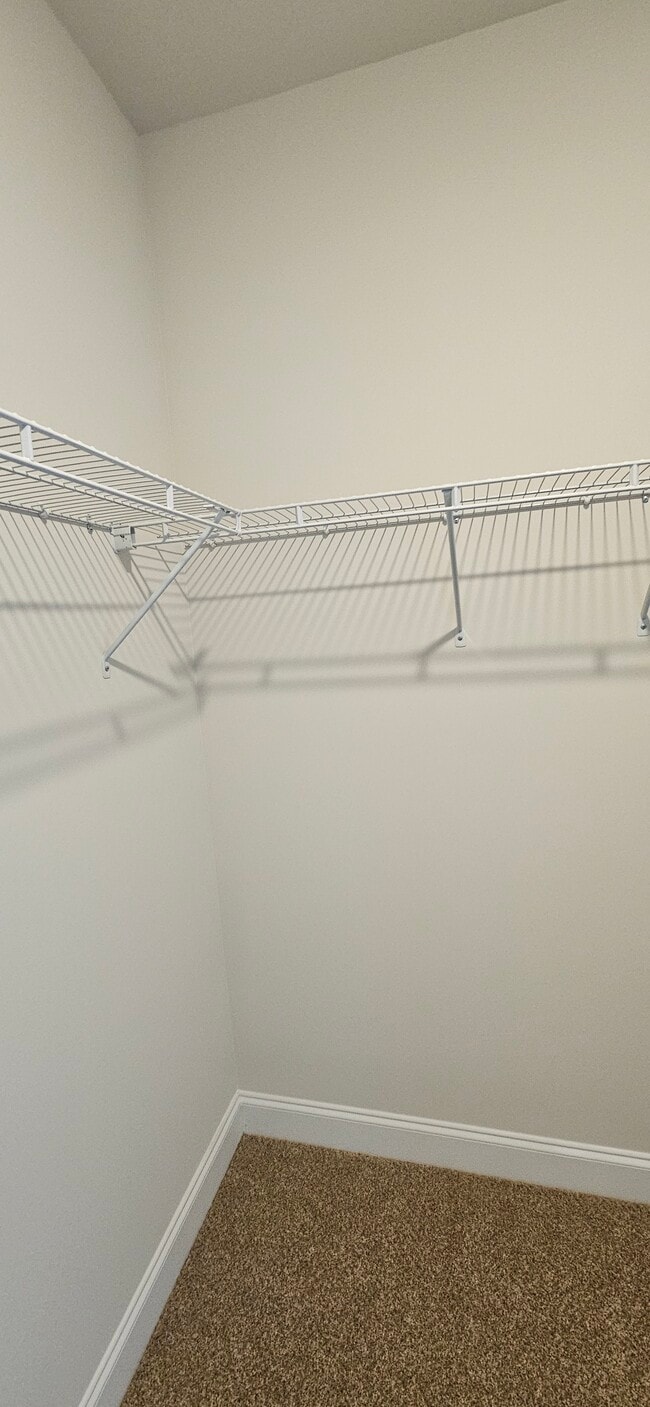 Building Photo - 1240 Ainsworth Alley