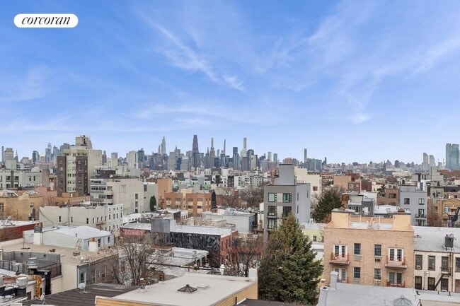 Building Photo - 760 Metropolitan Ave