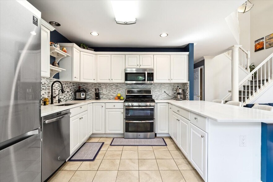 Building Photo - 471 Mahogany Ct