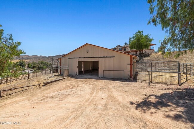 Building Photo - 13620 Pales Rd