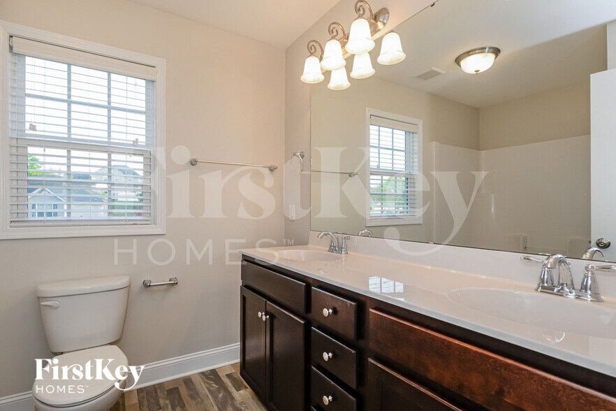 Building Photo - 1116 Turtle Ridge Dr