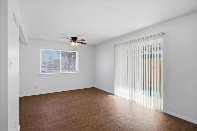 Building Photo - 2703 Windswept Cove