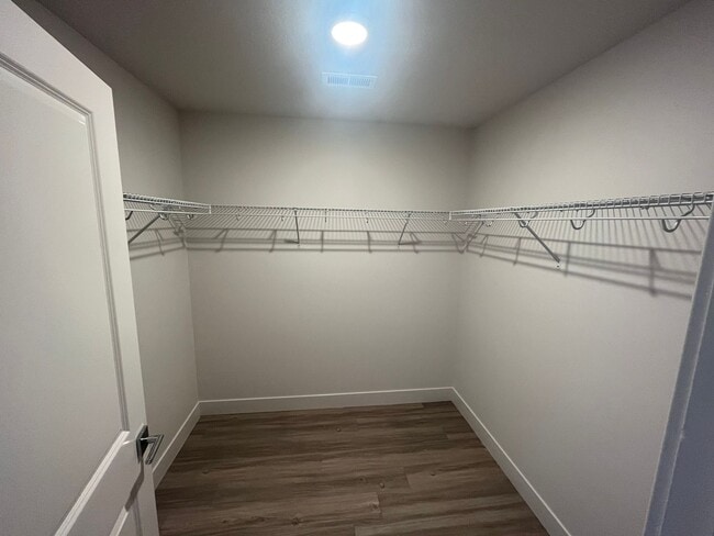 Building Photo - Reserve Mahomet 3br/3ba Townhome