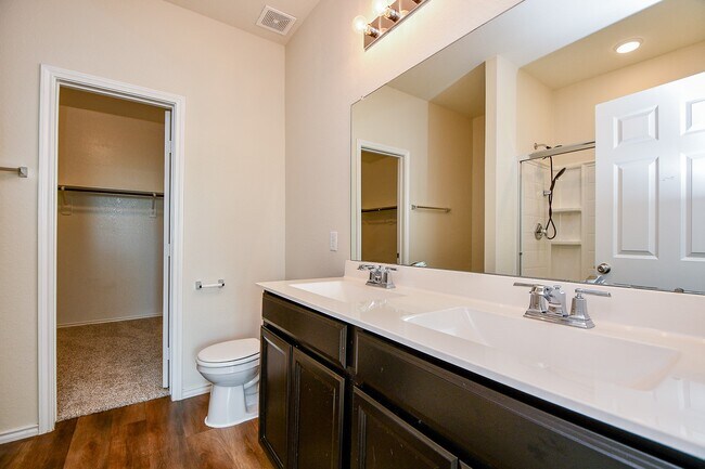 Building Photo - 2730 Ibis Wy