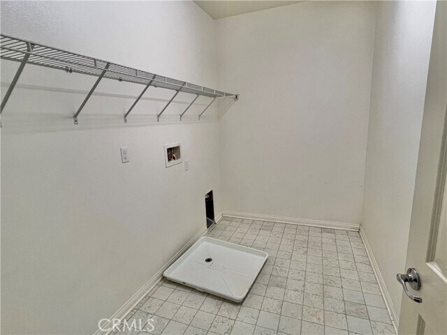 Building Photo - 5955 Ginger Dr