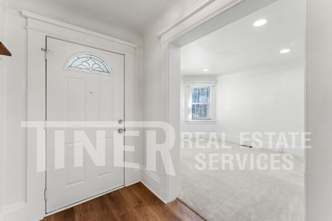Building Photo - 1508 E Street-
