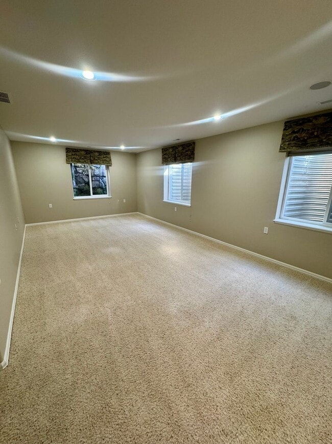 Building Photo - Beautiful home in Pulpit Rock with Stunning Mountain Views