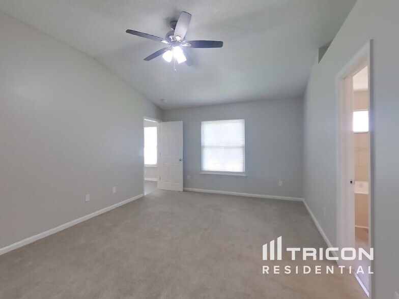 Building Photo - 4305 Ripken Cir W