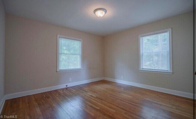 Primary Photo - Beautiful 3/ 1 Home for Rent!