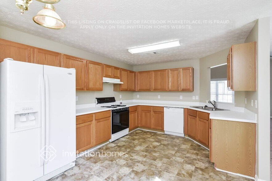 Building Photo - 1652 Tunbridge Ln