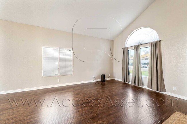 Building Photo - Beautiful 3 Bed/3 Bath Home In Temecula!