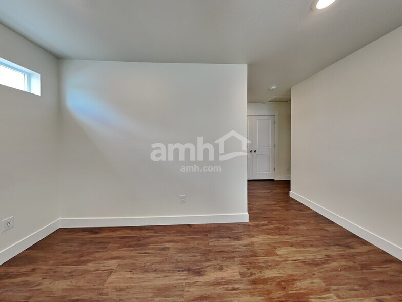 Building Photo - 3936 Patterdale Pl