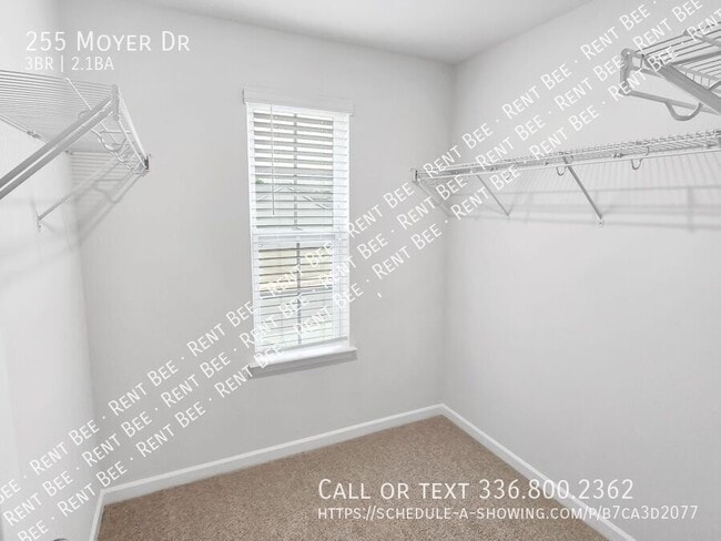 Building Photo - 255 Moyer Dr