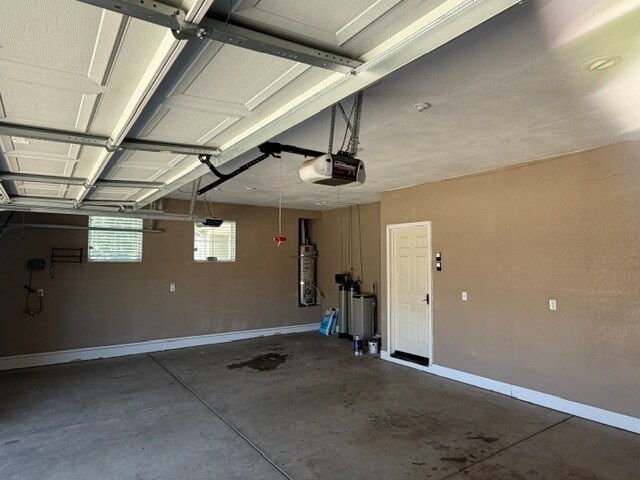 Building Photo - Ceres 3 Bedroom 2 Bathroom Home