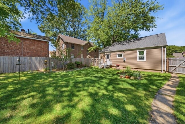 Building Photo - 3727 Henrico St