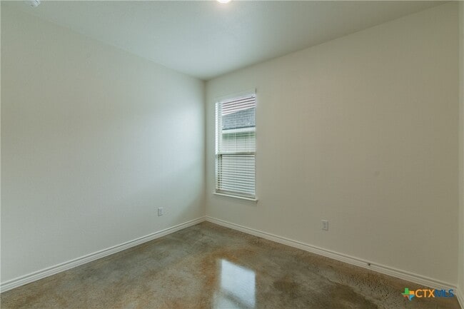 Building Photo - 3901 Sugar Hackberry Trl
