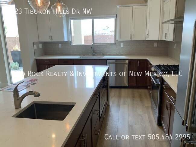 Building Photo - 7923 Tiburon Hills Drive NW