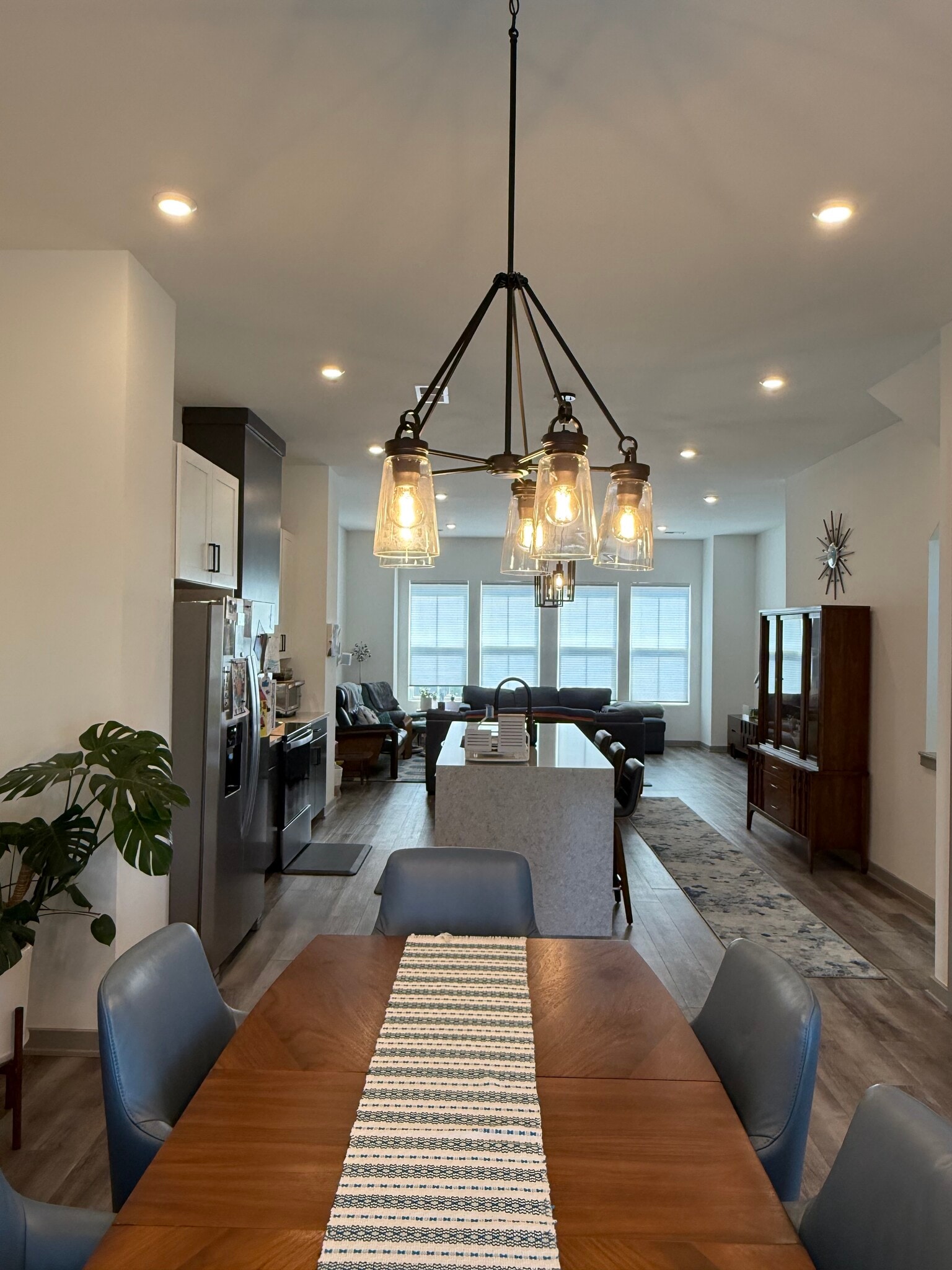 Building Photo - 2084 Edison Park Ln