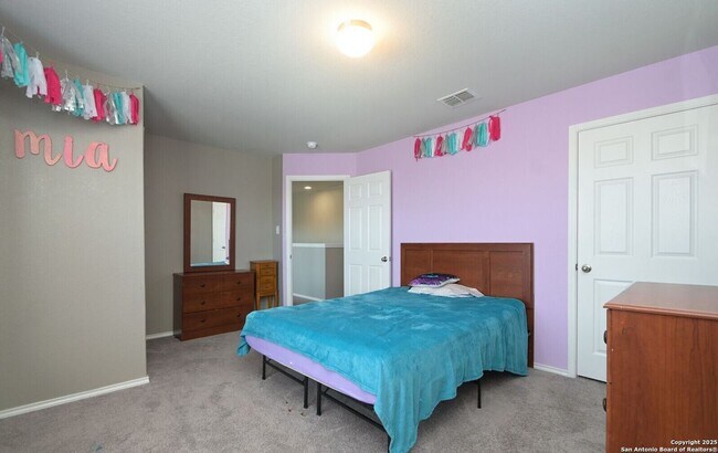 Building Photo - 5727 Ivans Farm