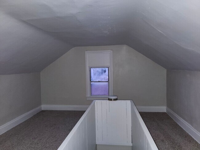 Building Photo - 211 Walter St