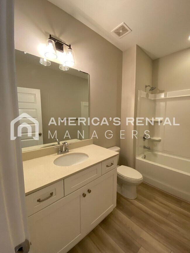 Building Photo - Roomy Home for Rent in Cullman, AL…6 Foot Privacy Fence. AVAILABLE NOW!!