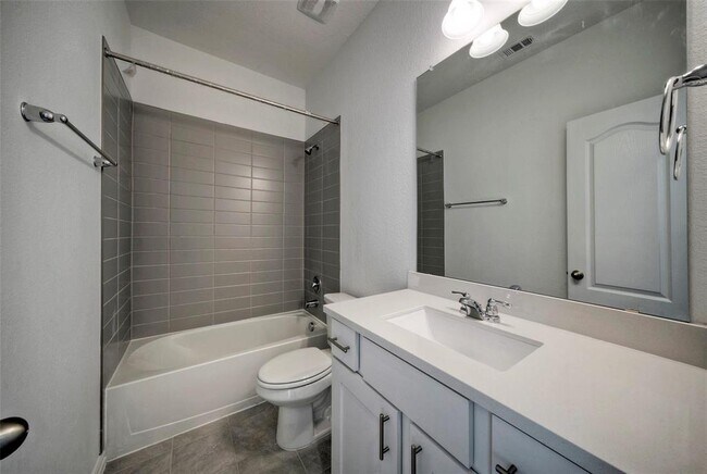 Building Photo - 2428 Demorse Dr