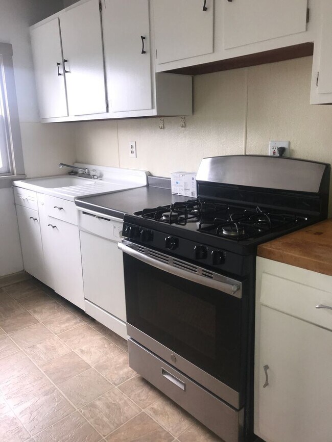 Building Photo - 4103 Allequippa St