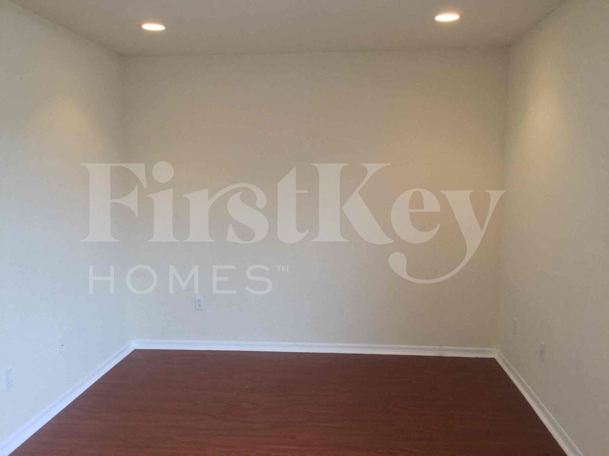 Building Photo - 1624 SE 20th Rd