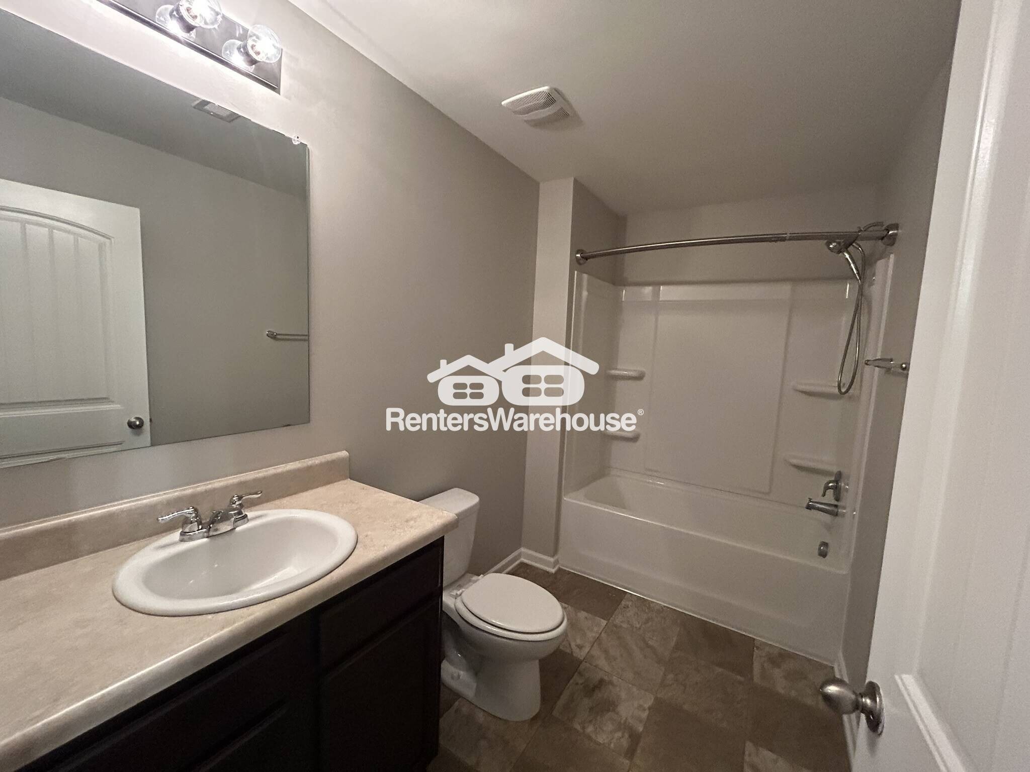 Building Photo - 665 Waterstone Dr