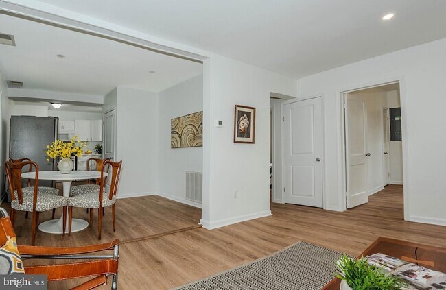 Building Photo - 108 New Jersey Ave NW